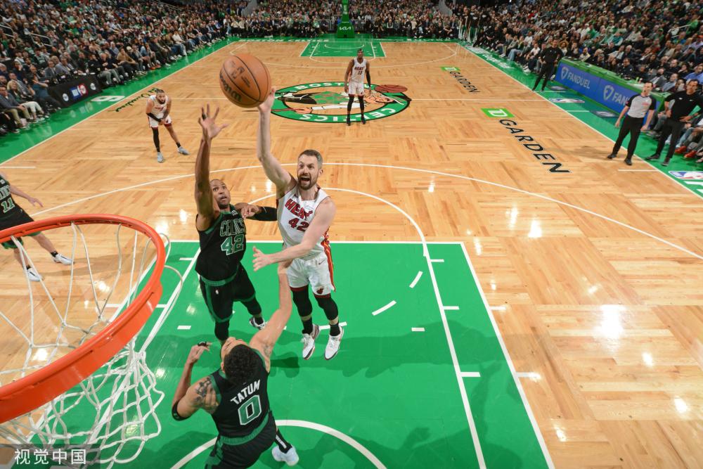 仅鼓舞了球 仅鼓舞了球