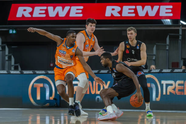 激烈对决再 激烈对决再