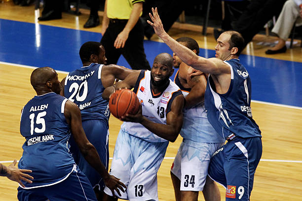 凭借澳网夺 凭借澳网夺